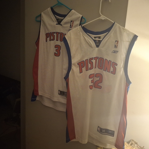 2 Detroit Pistons Jerseys - Picture 2 of 6